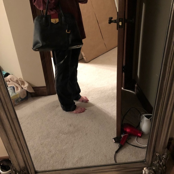 REAL Prada Saffiano Bag - Picture 8 of 8